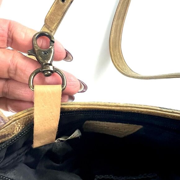 Anuschka Extendable Leather Crossbody Bag - Picture 8 of 16